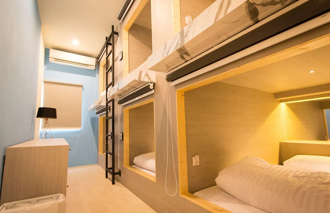 Lazy Sunday Hostel-1