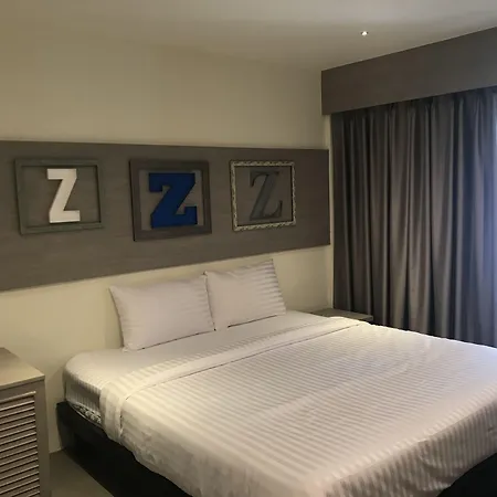 Lazy Sunday Hostel-2